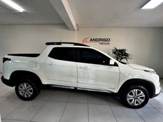 FIAT TORO 1.8 16V EVO FREEDOM 2017/2018 ANDRIGO VEÍCULOS CAXIAS DO SUL / Carros no Vale