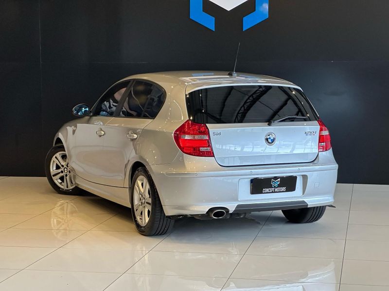 BMW 120i 2.0 16V 150cv/ 156cv 5p 2008/2009 CONCEPT MOTORS PASSO FUNDO / Carros no Vale