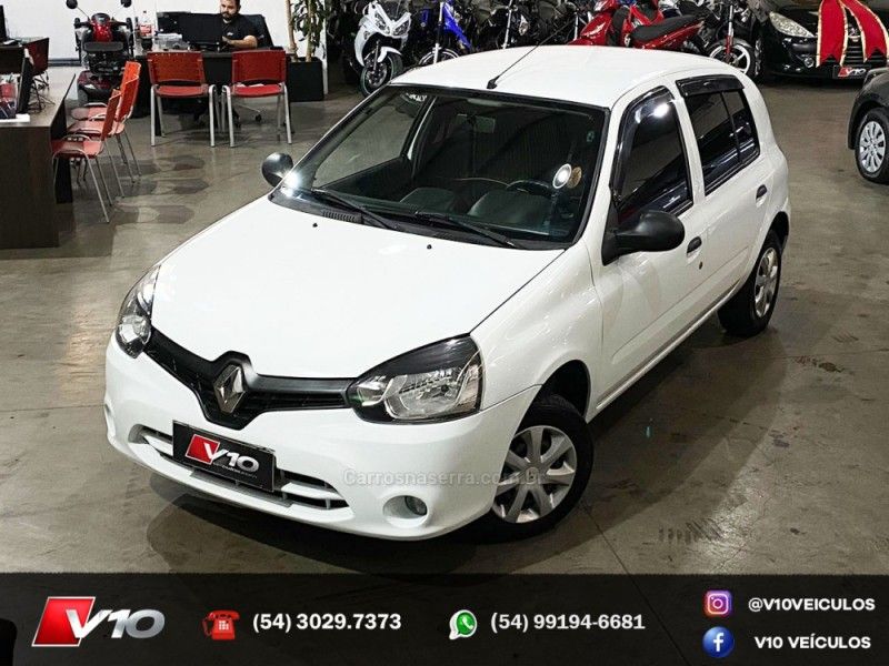 RENAULT CLIO 1.0 EXPRESSION 16V 2012/2013 V10 VEÍCULOS CAXIAS DO SUL / Carros no Vale