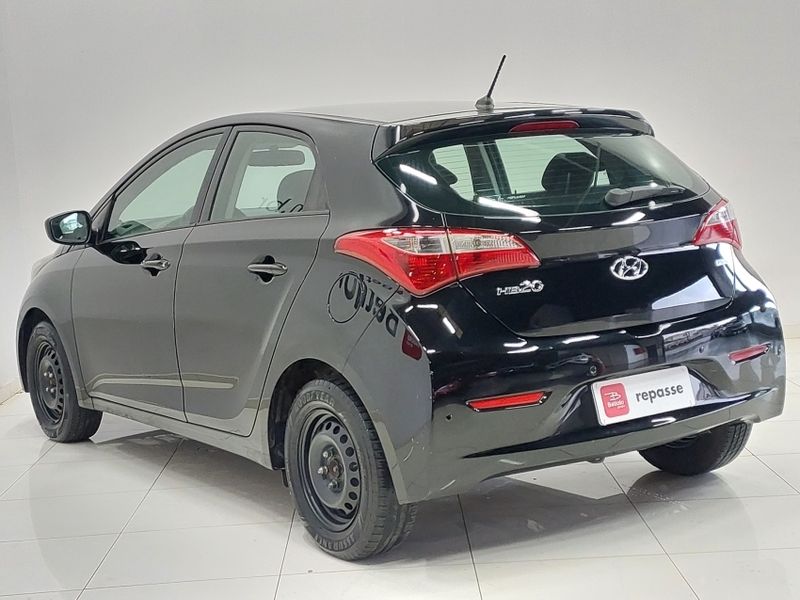 Hyundai HB20 1.0 COMFORT 12V FLEX 4P MANUAL 2014/2014 BETIOLO NOVOS E SEMINOVOS LAJEADO / Carros no Vale