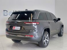 JEEP GRAND CHEROKEE 2.0 TURBO HÍBRIDO 4XE AT8 2023/2023 BETIOLO NOVOS E SEMINOVOS LAJEADO / Carros no Vale