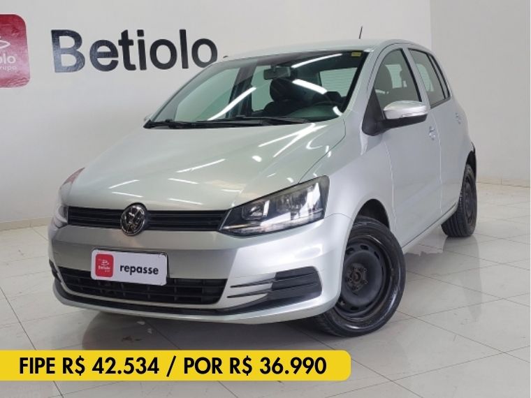 Volkswagen FOX 1.0 MI TRENDLINE 8V FLEX 4P MANUAL 2014/2015 BETIOLO NOVOS E SEMINOVOS LAJEADO / Carros no Vale