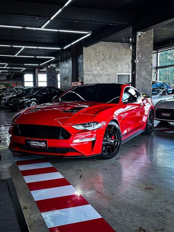 Ford MUSTANG 5.0 V8 TI-VCT GASOLINA BLACK SHADOW SELECTSHIFT 2019/2020 CASTELLAN E TOMAZONI MOTORS CAXIAS DO SUL / Carros no Vale