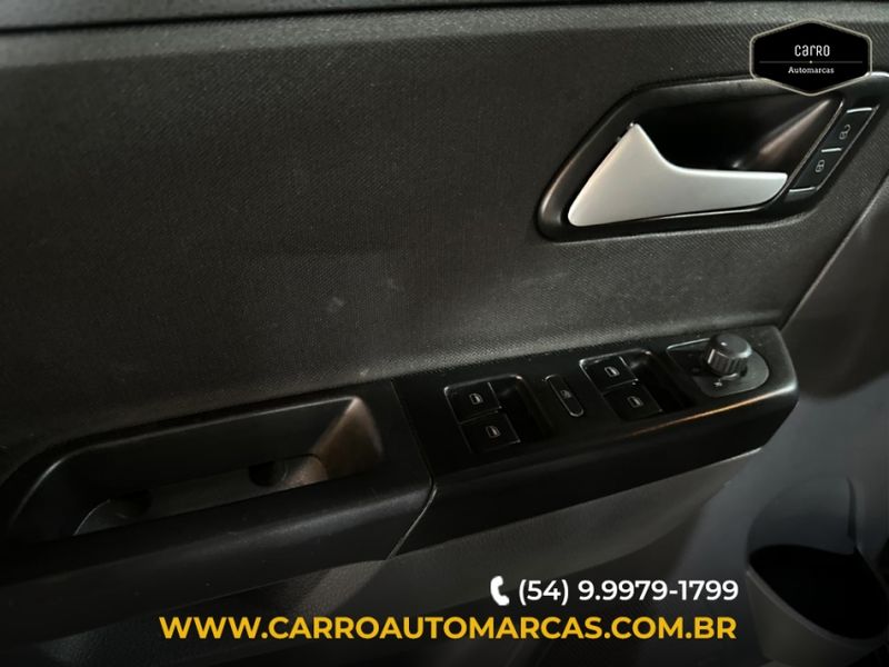 Volkswagen FOX 1.6 MSI TOTAL FLEX CONNECT 4P MANUAL 2019/2019 CARRO AUTOMARCAS CAXIAS DO SUL / Carros no Vale