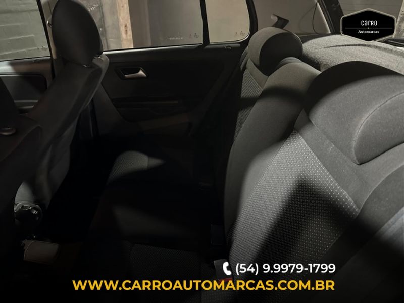 Volkswagen FOX 1.6 MSI TOTAL FLEX CONNECT 4P MANUAL 2019/2019 CARRO AUTOMARCAS CAXIAS DO SUL / Carros no Vale