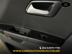 Volkswagen FOX 1.6 MSI TOTAL FLEX CONNECT 4P MANUAL 2019/2019 CARRO AUTOMARCAS CAXIAS DO SUL / Carros no Vale