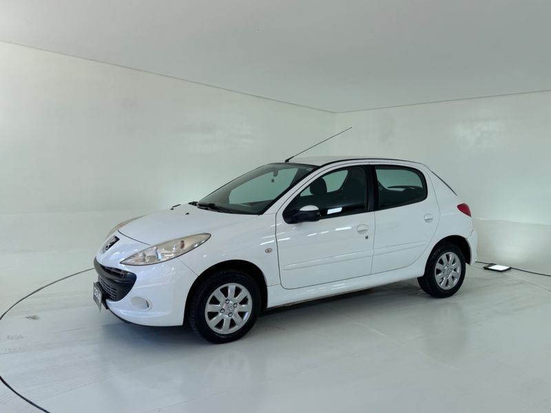 Peugeot 207 Hb Xr S 2010/2011 COVEL VEICULOS ENCANTADO / Carros no Vale