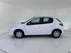 Peugeot 207 Hb Xr S 2010/2011 COVEL VEICULOS ENCANTADO / Carros no Vale